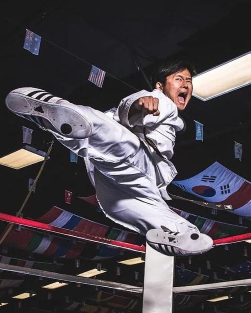 Master John Choi flying side kick